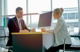 Feedback w pracy – jak udzielać informacji zwrotnej pracownikowi?