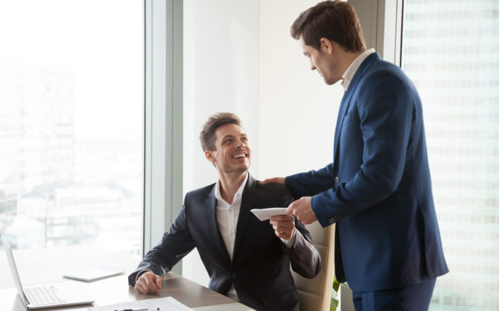 Referencje dla pracownika – jak napisać list polecający?