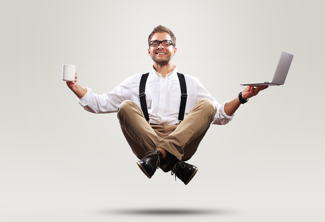 Inwestycja w dobrostan pracowników przekłada się na lepszą atmosferę w pracy i większą efektywność. Zdjęcie: dorian2013 / iStock