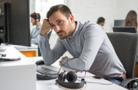 Quiet quitting: Nowy trend na rynku pracy w 2025 roku?